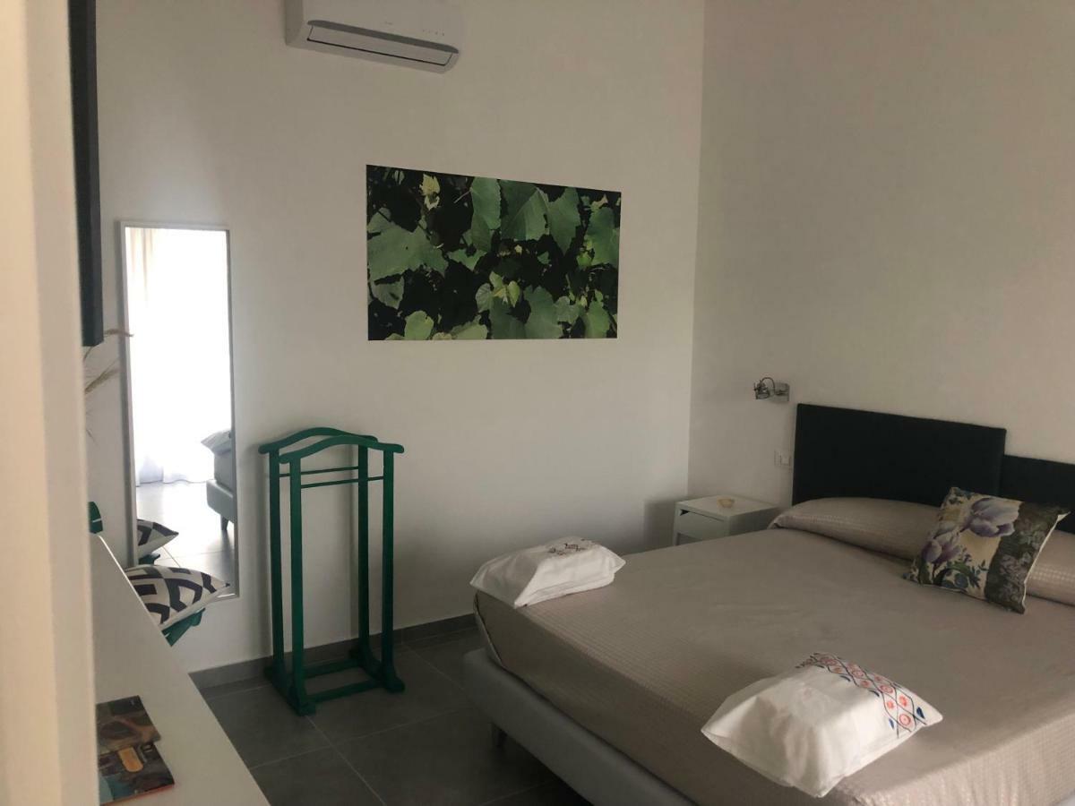 Hostal Il Platano Residenza Rurale Agropoli Exterior foto